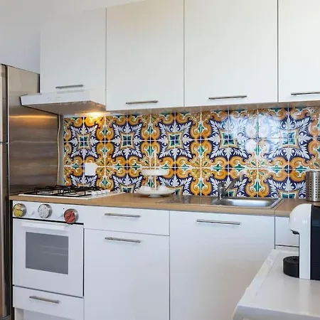 Sunset Panoramic - דירה