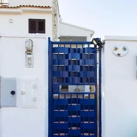 Sunset Panoramic - דירה